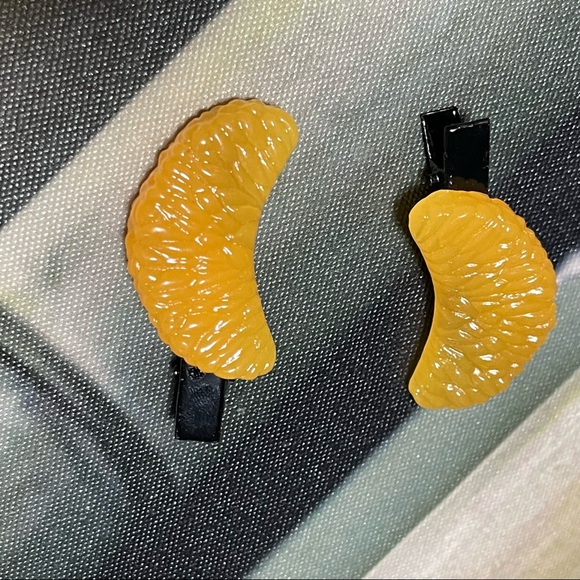 🍊Hair Clips🍊Mandarin Oranges-Super Unique NWOT!! - Picture 4 of 7